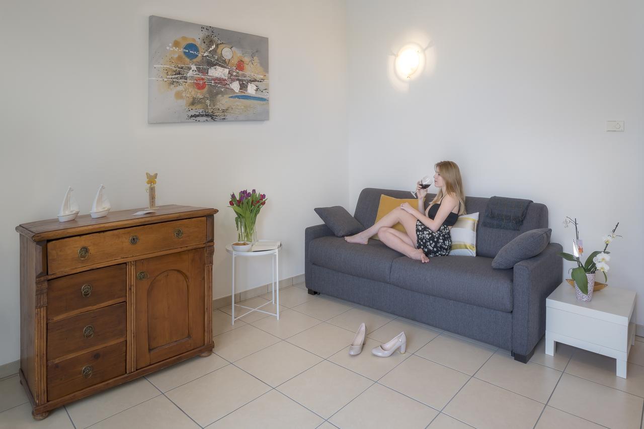 ריבה דל גארדה La Busa Apartments - Garda Chill Out מראה חיצוני תמונה